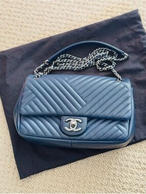 Chanel Small CC Flap Chevron Navy Blue Lambskin